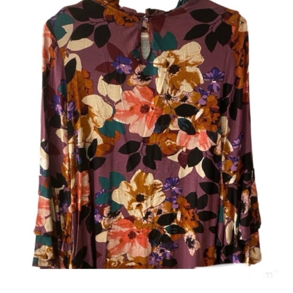 Cable & Gauge Floral Print Women's Top - Multicolor with Bell Sleeves si… - Picture 2 of 10